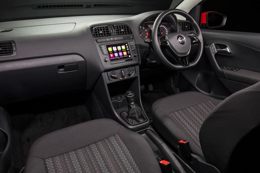 Торпедо Volkswagen Polo Urban (Typ 6C) 2017 года  (AU) (фото 18 из 23)